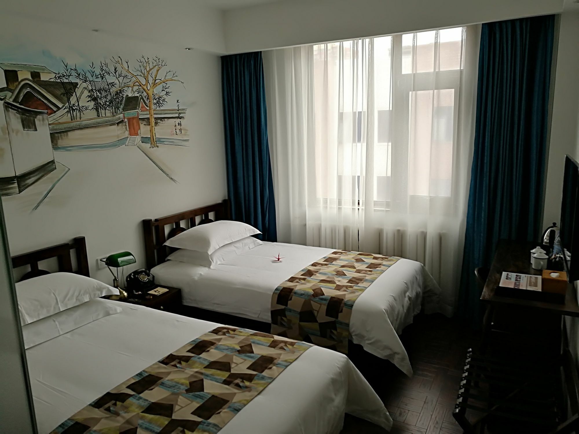 Nost Algia Hotel Near Beijing Panjiayuan Antique Market- Beijing Happy Valley, Cbd, China Zun And Sanlitun, Tian'Anmen Square, Free Ice Cream, Mineral Water, Coffee, Snacks And Laundry Service, Free Gymnastic, English Communication Well المظهر الخارجي الصورة