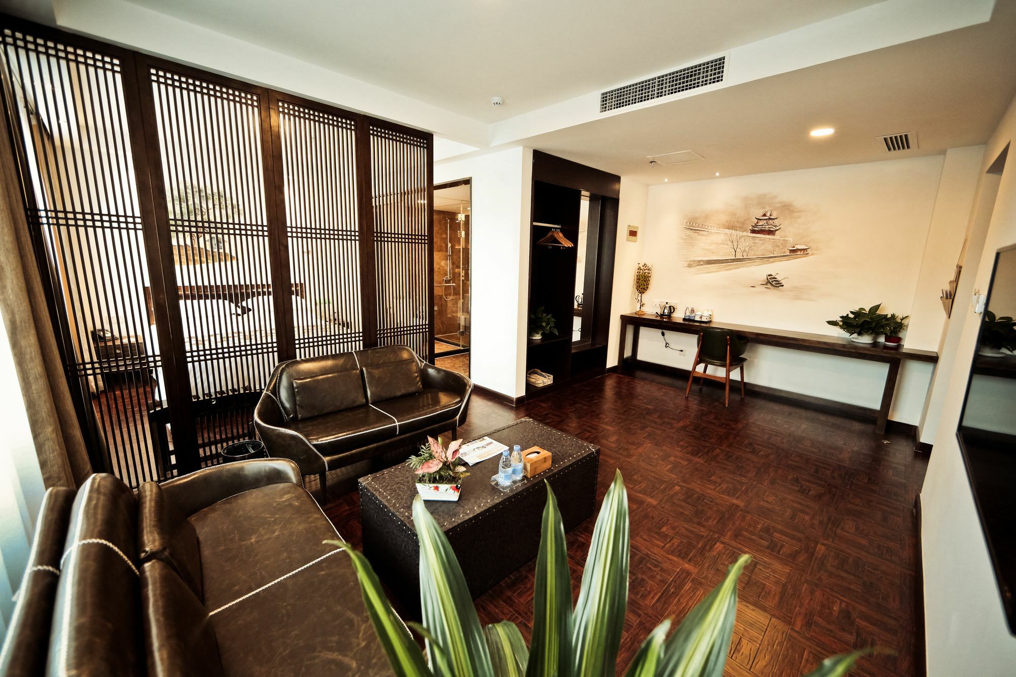 Nost Algia Hotel Near Beijing Panjiayuan Antique Market- Beijing Happy Valley, Cbd, China Zun And Sanlitun, Tian'Anmen Square, Free Ice Cream, Mineral Water, Coffee, Snacks And Laundry Service, Free Gymnastic, English Communication Well المظهر الخارجي الصورة