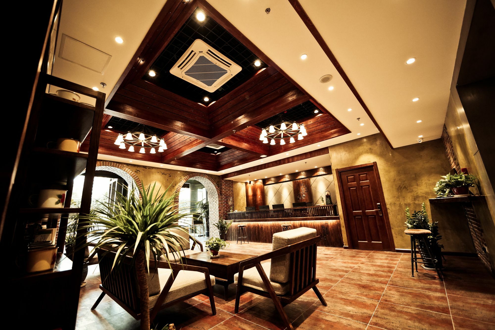 Nost Algia Hotel Near Beijing Panjiayuan Antique Market- Beijing Happy Valley, Cbd, China Zun And Sanlitun, Tian'Anmen Square, Free Ice Cream, Mineral Water, Coffee, Snacks And Laundry Service, Free Gymnastic, English Communication Well المظهر الخارجي الصورة